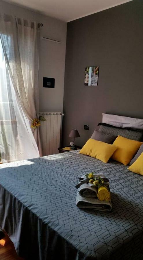 Sunflower House Ieo Ripamonti Apartman Milánó Kültér fotó