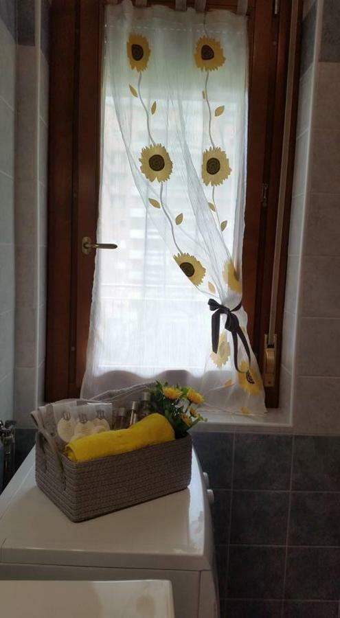 Sunflower House Ieo Ripamonti Apartman Milánó Kültér fotó