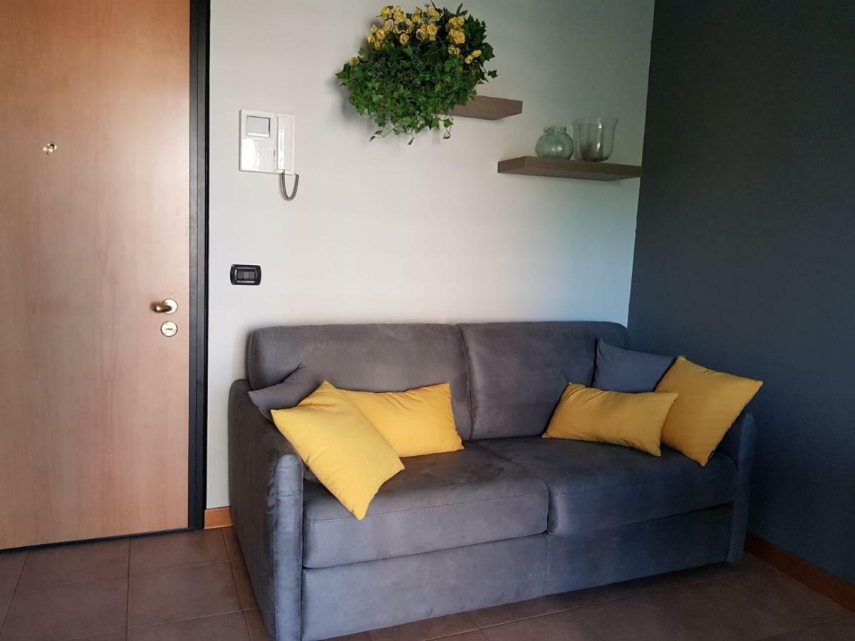 Sunflower House Ieo Ripamonti Apartman Milánó Kültér fotó